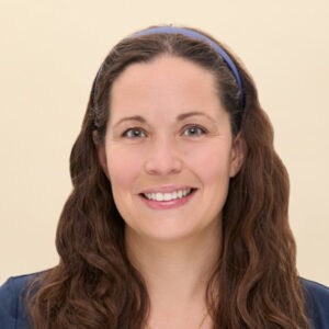 Caroline Healy headshot
